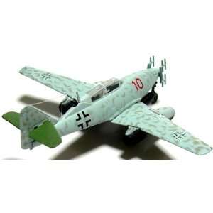    Me 262B Snap Model Kit S2 1144 F toys FTC102 Toys & Games