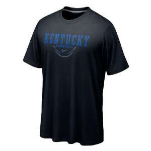  Kentucky Basketball Nike Dri Fit Tee Large Sports 