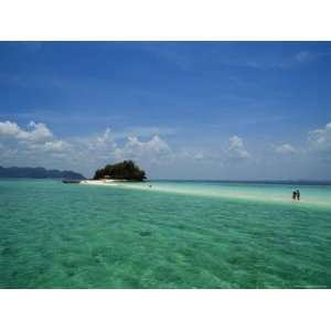  Island Views of Phi Phi Ley and Phi Phi Don, Off Phuket 