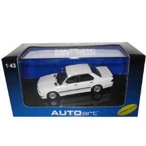    BMW M M535i White Diecast Model Car 1/43 Autoart Toys & Games