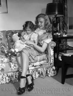 MARILYN MONROE 15 YR OLD BABY SITTER 3xRARE8x10 PHOTOS  