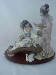 Lladro Springtime in Japan (1445) Figurine Figure  