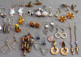 100+ Pieces HUGE LOT VINTAGE COSTUME JEWELRY Eclectic 1950 1970  