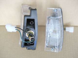 TOYOTA COROLLA 81 KE70 TE71 CORNER LIGHTS.  