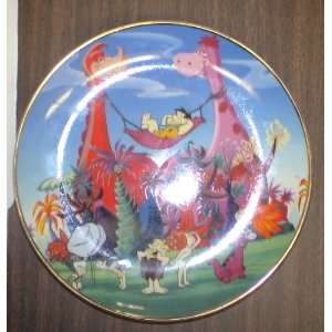   Barbera the Flintstones 9 Collectors Plate w/ Fred Barney and Wilma