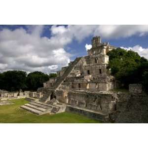  Ruins of Edificio De Cinco Pisos at Mayan Archaeological Site 