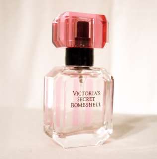 NEW Victorias Secret Bombshell Mini .25 oz Spray Perfume Fragrance 