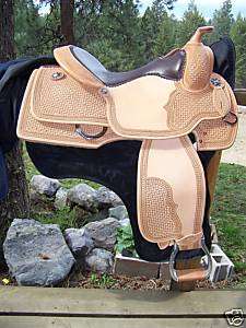 Bandalero Reining Saddle   15.5 Waffle Tooled  