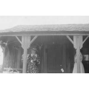  Mrs. Elizabeth Fulks at her home in Stanton, Texas