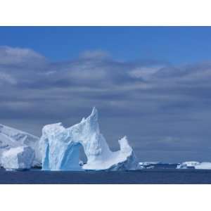 Icebergs, Weddell Sea, Antarctic Peninsula, Antarctica, Polar Regions 