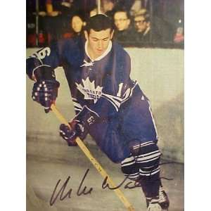 Mike Walton Toronto Maple Leafs Autographed 11 x 14 Professionally 