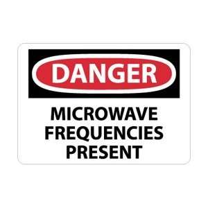 D454PB   Danger, Microwave FREQUENCIES Present, 10 X 14, Pressure 