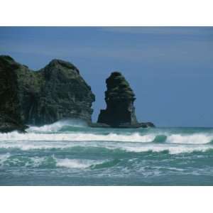  Rolling Surf Approaches Piha Beach with Lion Rock in 