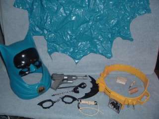   Utility Belt Helmet Cape Vintage Ideal 1966 Batarang Hook & more orig