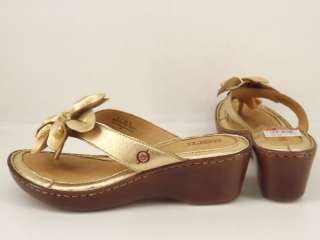   shoes gold leather floral Born Itty 40.5 9 M flip flop sandal  