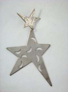 Vintage Retro Large Star And Moon Silver Tone Earrings  