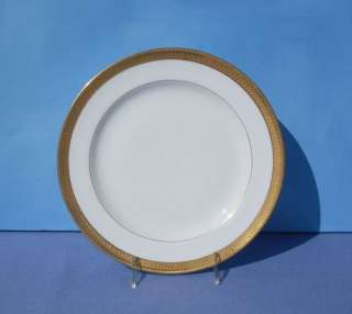 Minton Gilman Collamore & Co. Gold Trim Dinner Plate  