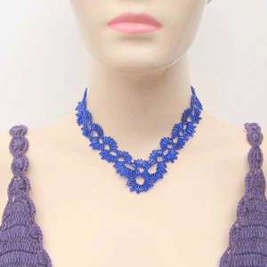 BLUE VICTORIA CROWN BEADED NECKLACE FASHION JEWELRY  