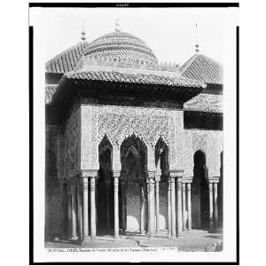  Granada. Templete del Patio de los Leones Alhambra 1860 