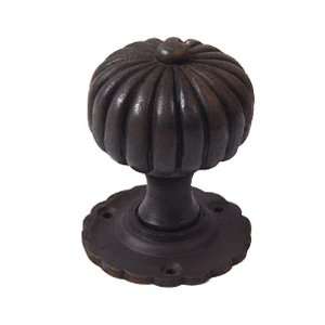  Fluted Knob w/Spindle Oil Blackened 2 1/2