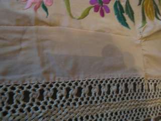 Stunning silk antique Spanish shawl Manton de Manila  