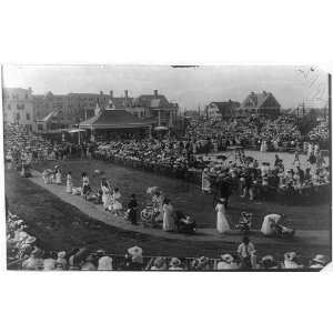   scene,court,carriages,Asbury Park,New Jersey,NJ,c1915