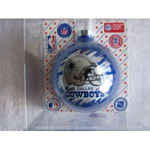 Dallas Cowboys Glass Christmas Ornament   NFL Officially Licensed
