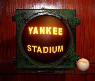 AWESOME 1960s YANKEE STADIUM Yankees TRAFFIC SIGN LIGHT   