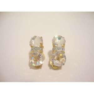 Clip Style Earrings with Amy Green Topaz Stones in Yellow 