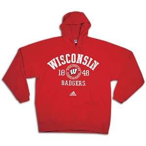    Wisconsin adidas Mens Defender Fleece Hood