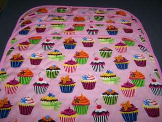 Set of 4 Pink Cupcakes Baking Quilted Placemats NEW  