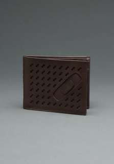 OAKLEY ACCESORIES WALLETS EARTH BROWN SQUARE O PERF  