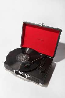 UrbanOutfitters  Hype Briefcase USB Record Player