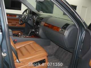 2004 Volkswagen Touareg AWD   Sunroof   NAV   Htd Seats   Very Clean 