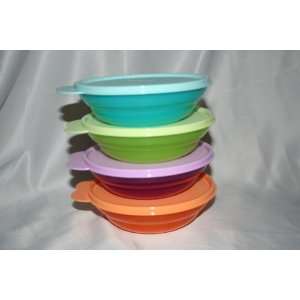 Tupperware Set of 4 2 Cup Cereal Bowls 