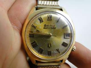   Battery Wristwatch Watch 2181 Calendar Date Mens w/Case  