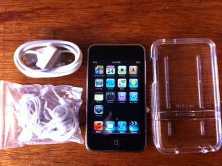 iPod touch 2nd Generation (16 GB) w/USB, Headphones, and plastic case 