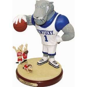  Kentucky Wildcats NCAA Keep Away Rival Figurine Sports 