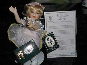GEPPEDDO COLLECTORS SERIES AUBREE all Porcelain poseable doll RARE 