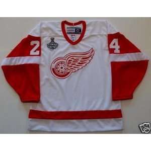 Chris Chelios Detroit Red Wings 2009 Stanley Cup Jersey   Medium