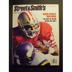 Roger Craig Autographed 1989 Street & Smiths Pro Football Magazine