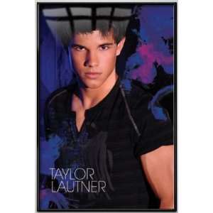 Taylor Lautner   Framed Poster (Blue) (Size 24 x 36)
