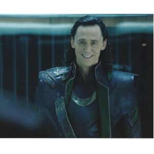  The Avengers 2012 Tom Hiddleston as Loki Close Up 8 x 10 