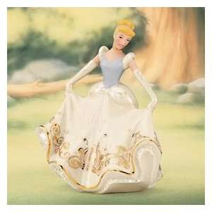  Lenox Disney Cinderellas Midnight Magic Figurine 