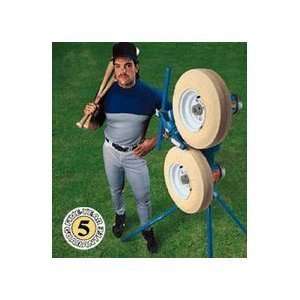   Equipment Curveball Pitching Machine 220V Plug