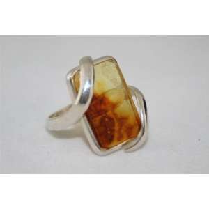   Genuine Amber and Sterling Silver Ring 8.5 Grams 