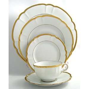    Robert Haviland Colette Gold Tea Cup & Saucer